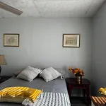 Zen/Peaceful Retreat/Pittsburgh/Canton Avenue