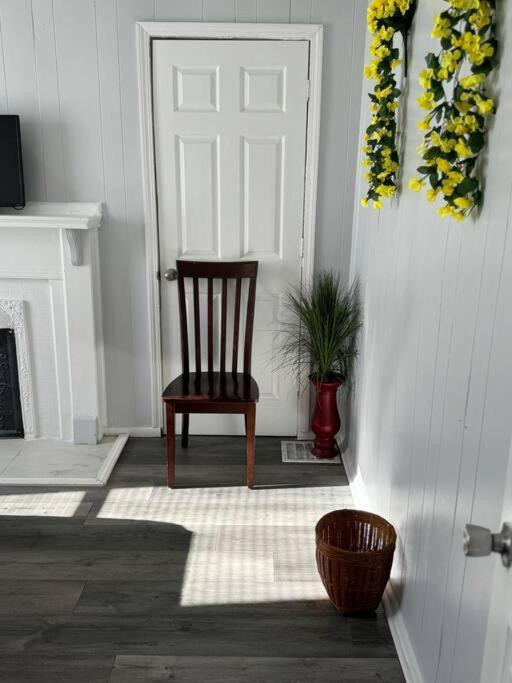 Zen/peaceful Retreat/pittsburgh/canton Avenue *